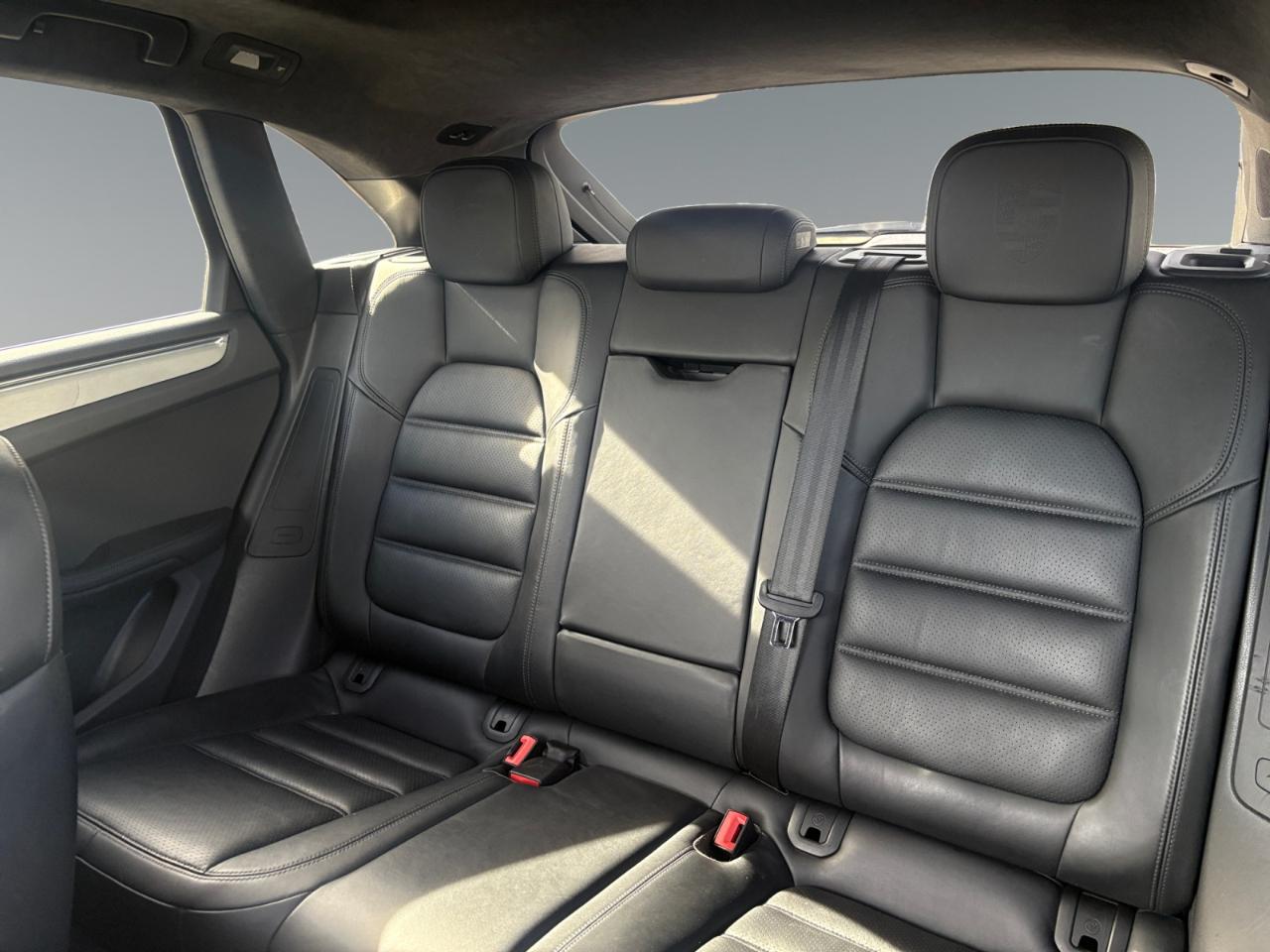 Porsche Macan Turbo 2015