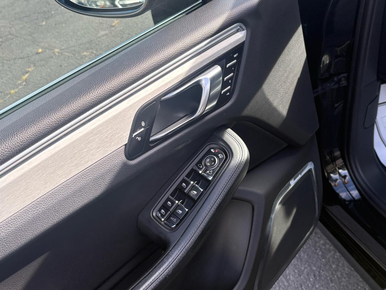 Porsche Macan Turbo 2015