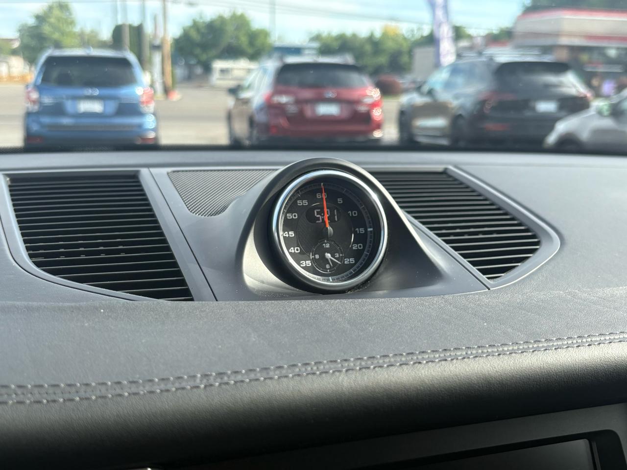 Porsche Macan Turbo 2015
