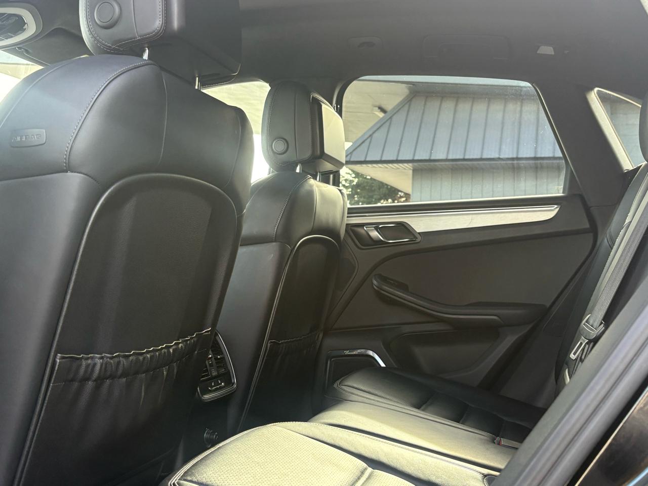 Porsche Macan Turbo 2015