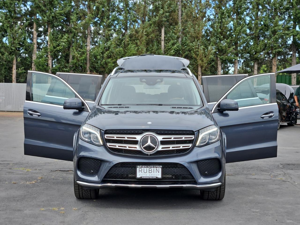 Mercedes-Benz GLS-Class GLS550 4MATIC 2017
