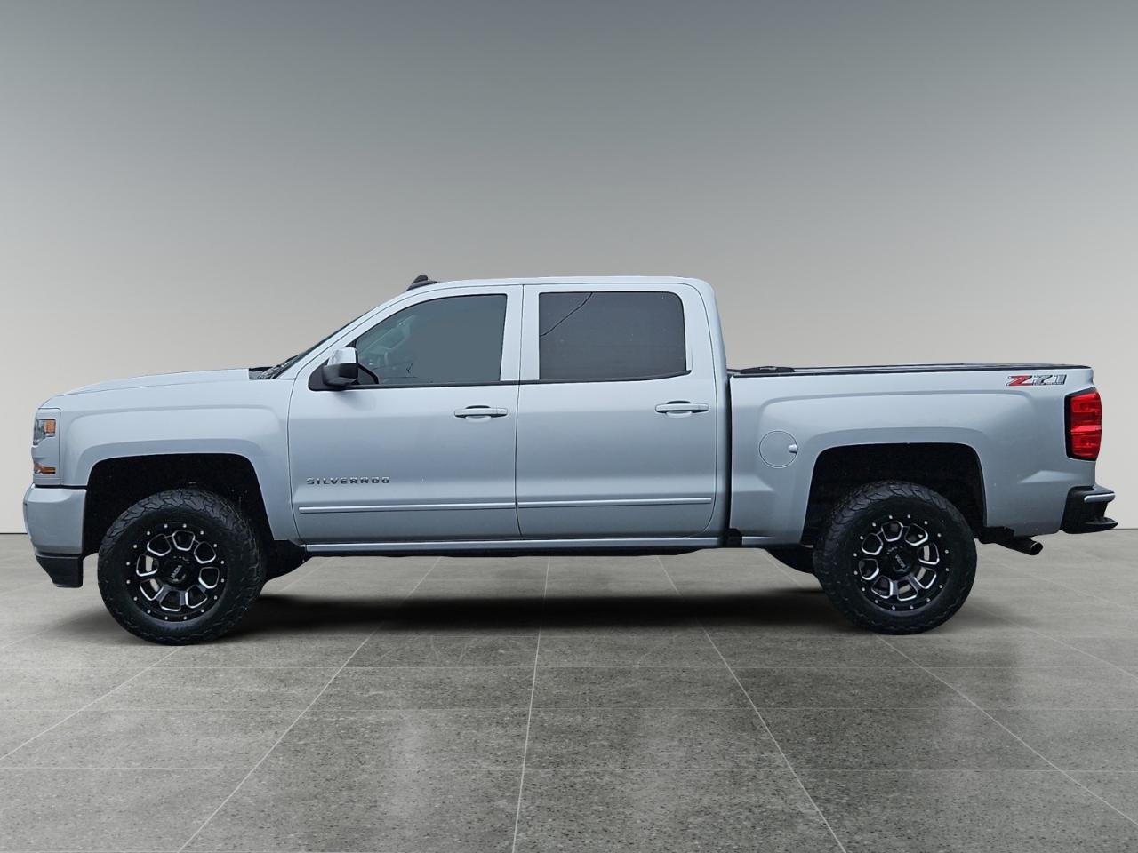 Chevrolet Silverado 1500 LT Z71 Crew Cab 4WD LWB 2018