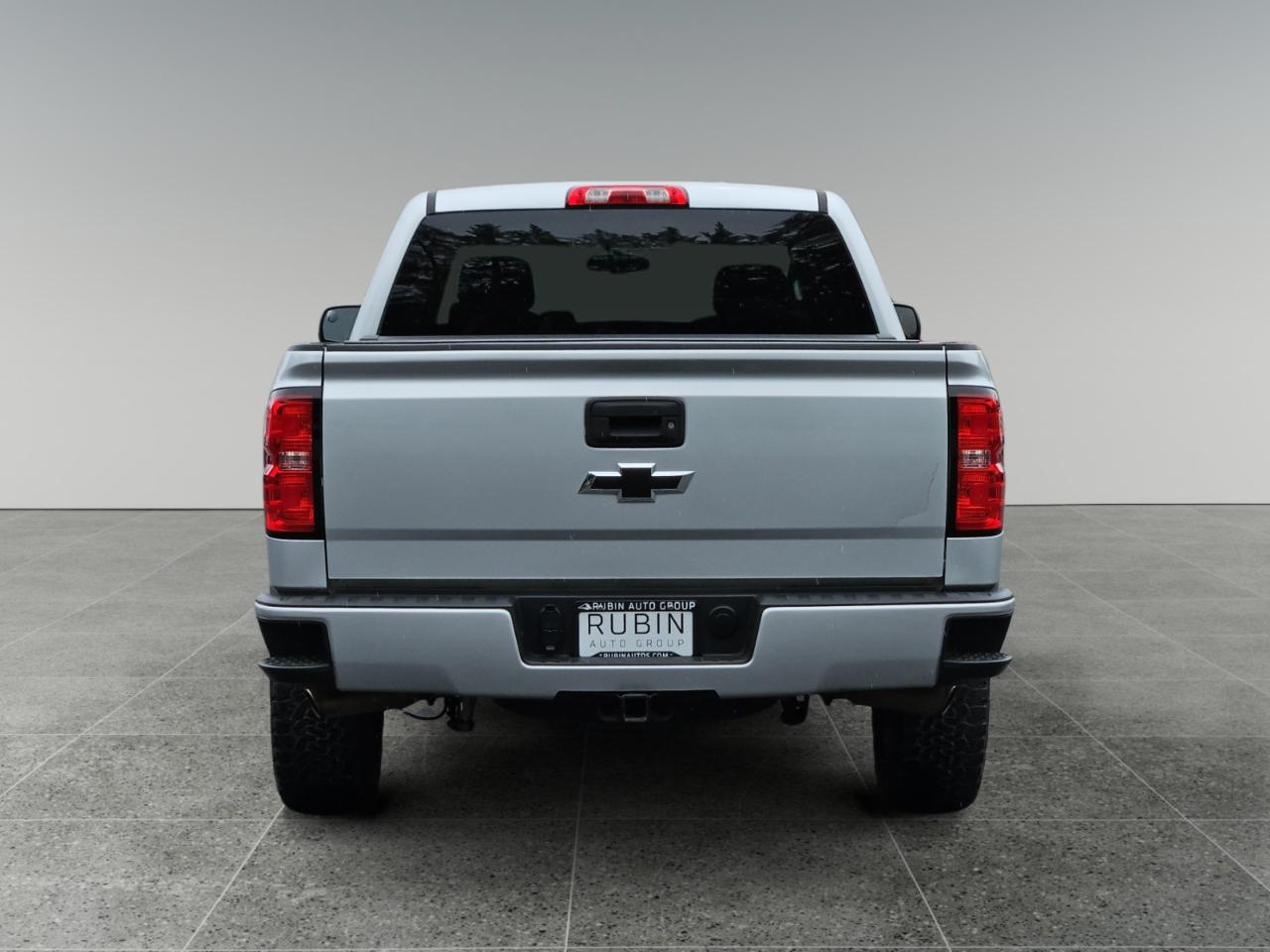 Chevrolet Silverado 1500 LT Z71 Crew Cab 4WD LWB 2018