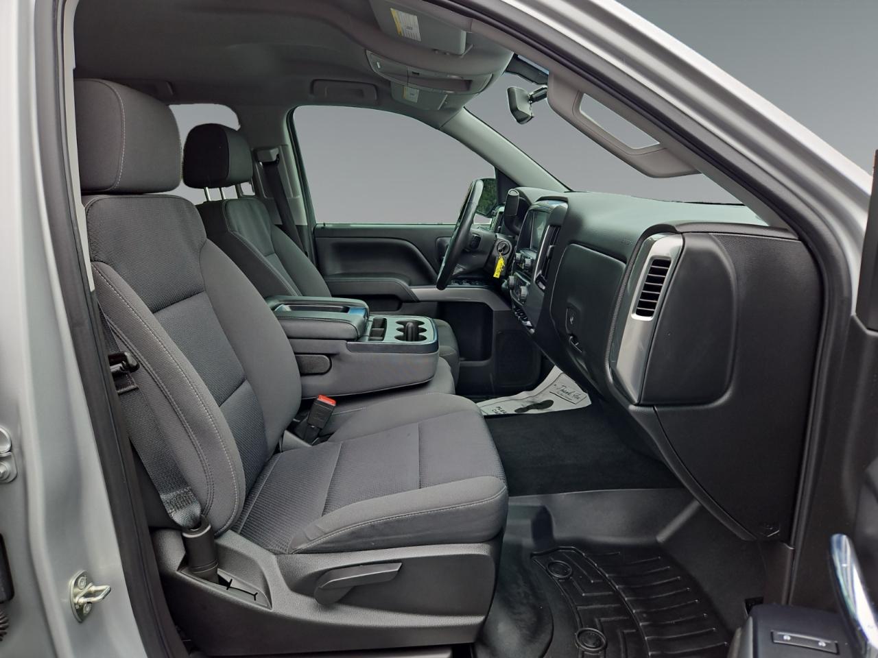 Chevrolet Silverado 1500 LT Z71 Crew Cab 4WD LWB 2018