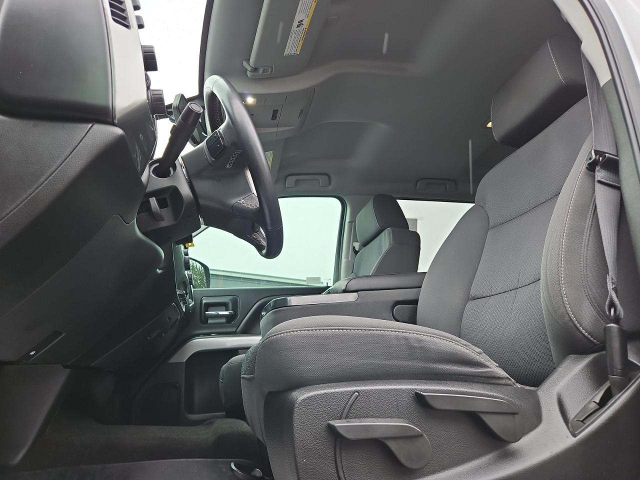 Chevrolet Silverado 1500 LT Z71 Crew Cab 4WD LWB 2018