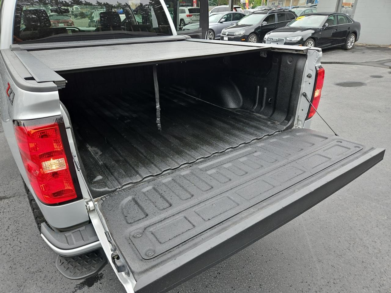 Chevrolet Silverado 1500 LT Z71 Crew Cab 4WD LWB 2018