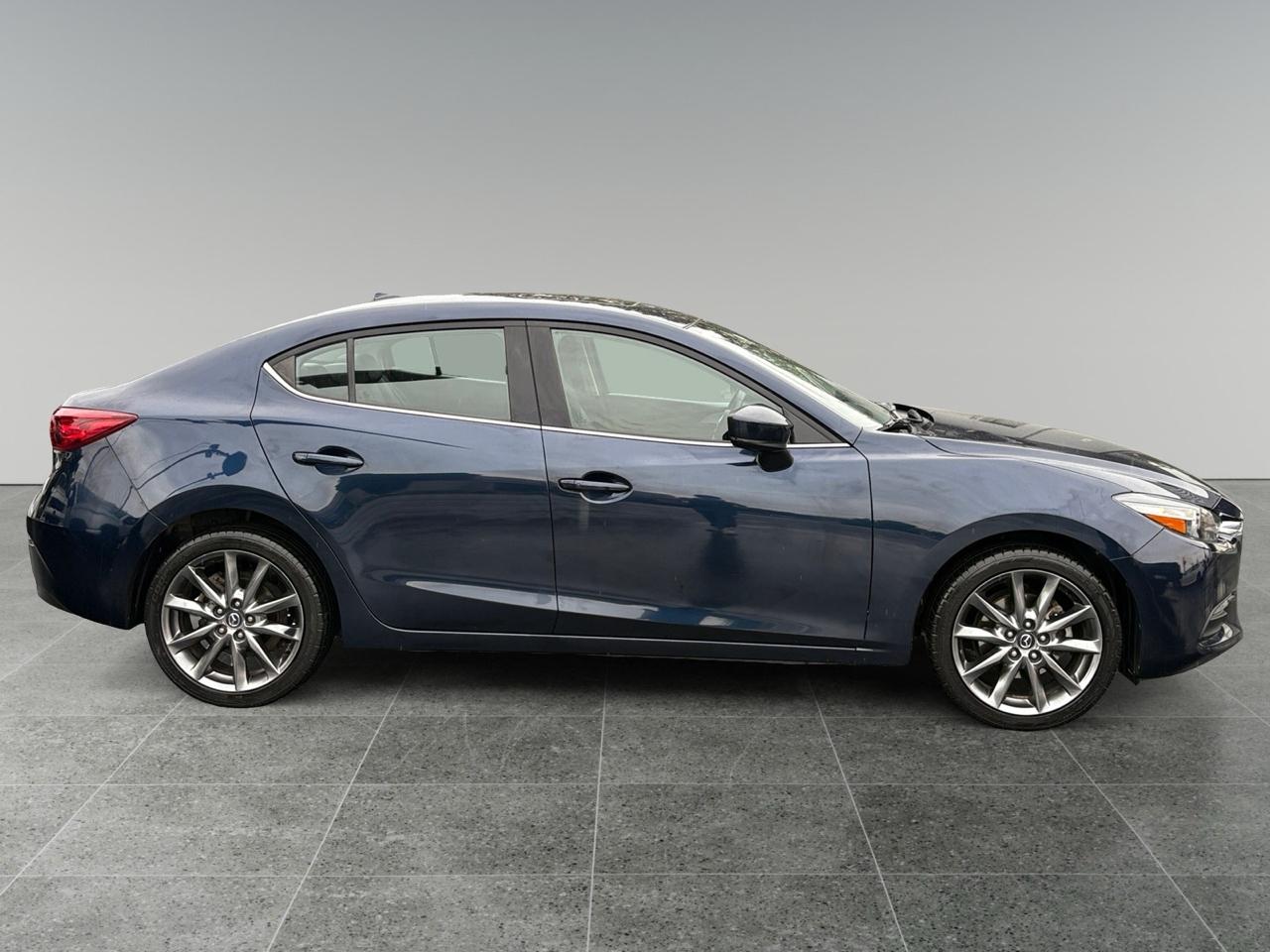 Mazda MAZDA3 s Touring AT 4-Door 2018
