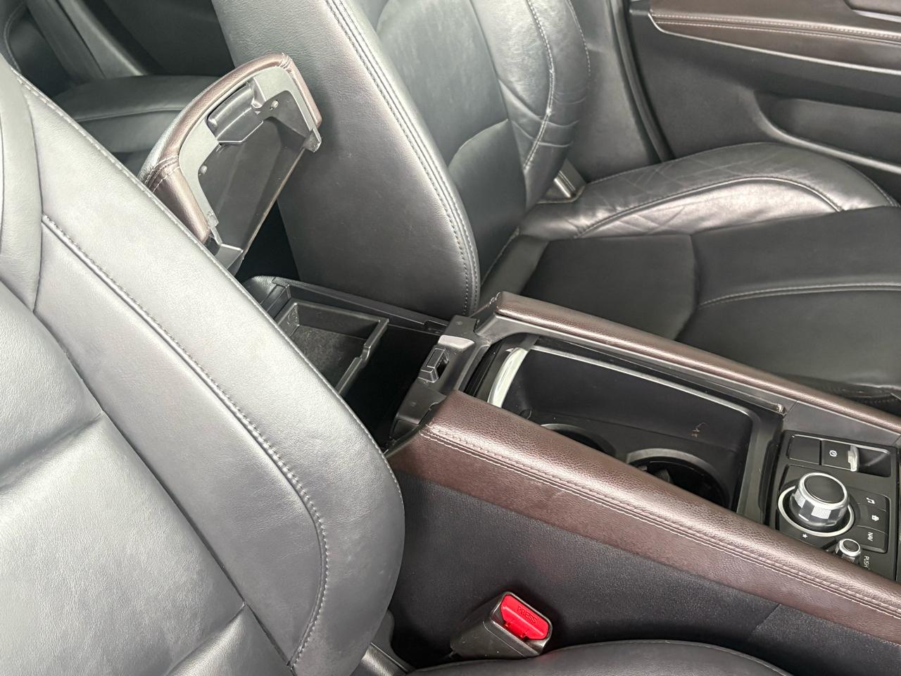 Mazda MAZDA3 s Touring AT 4-Door 2018