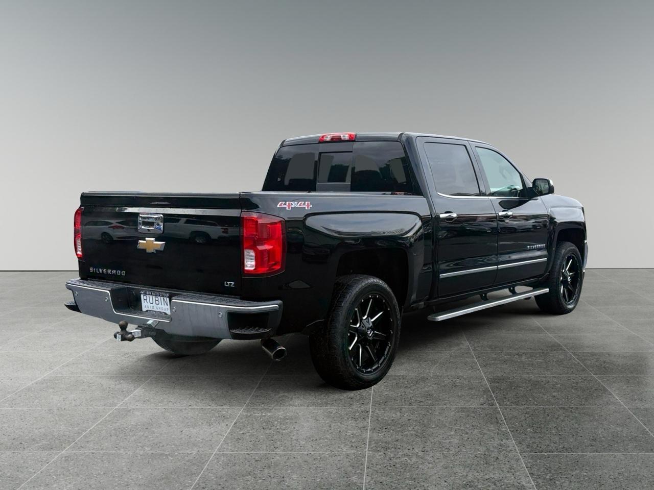Chevrolet Silverado 1500 LTZ Crew Cab 4WD 2016