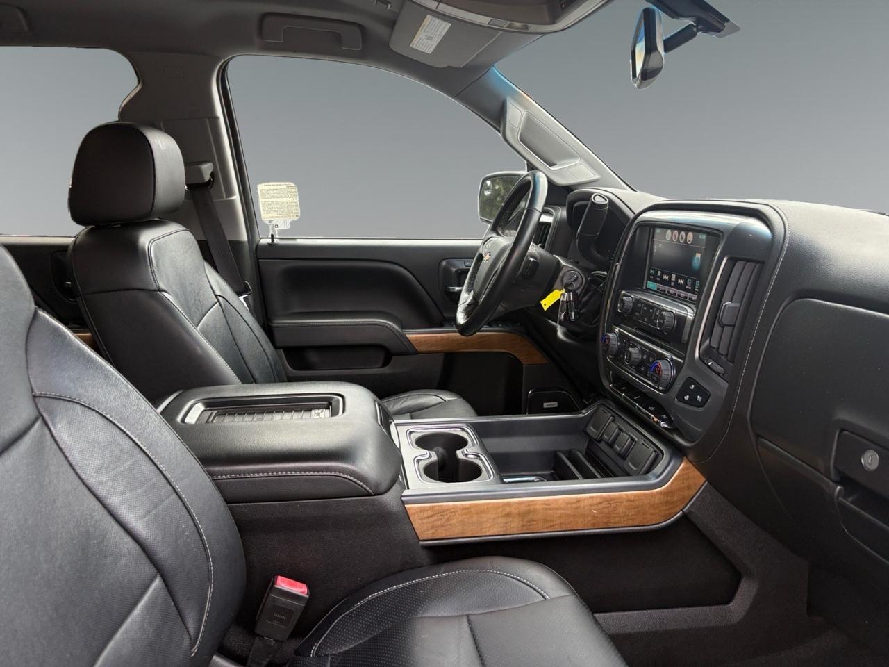 Chevrolet Silverado 1500 LTZ Crew Cab 4WD 2016