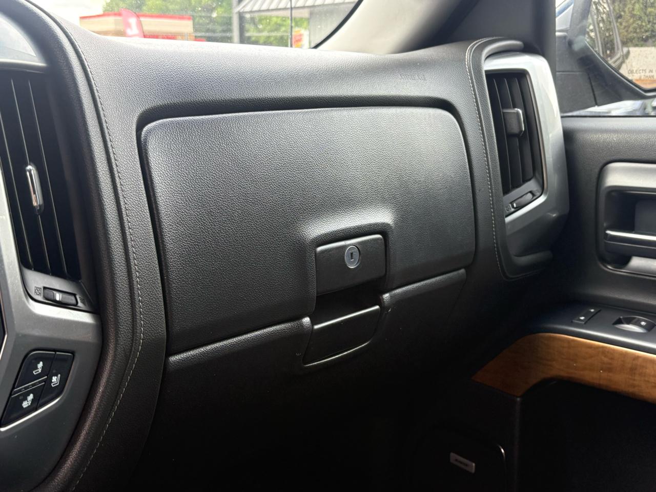 Chevrolet Silverado 1500 LTZ Crew Cab 4WD 2016
