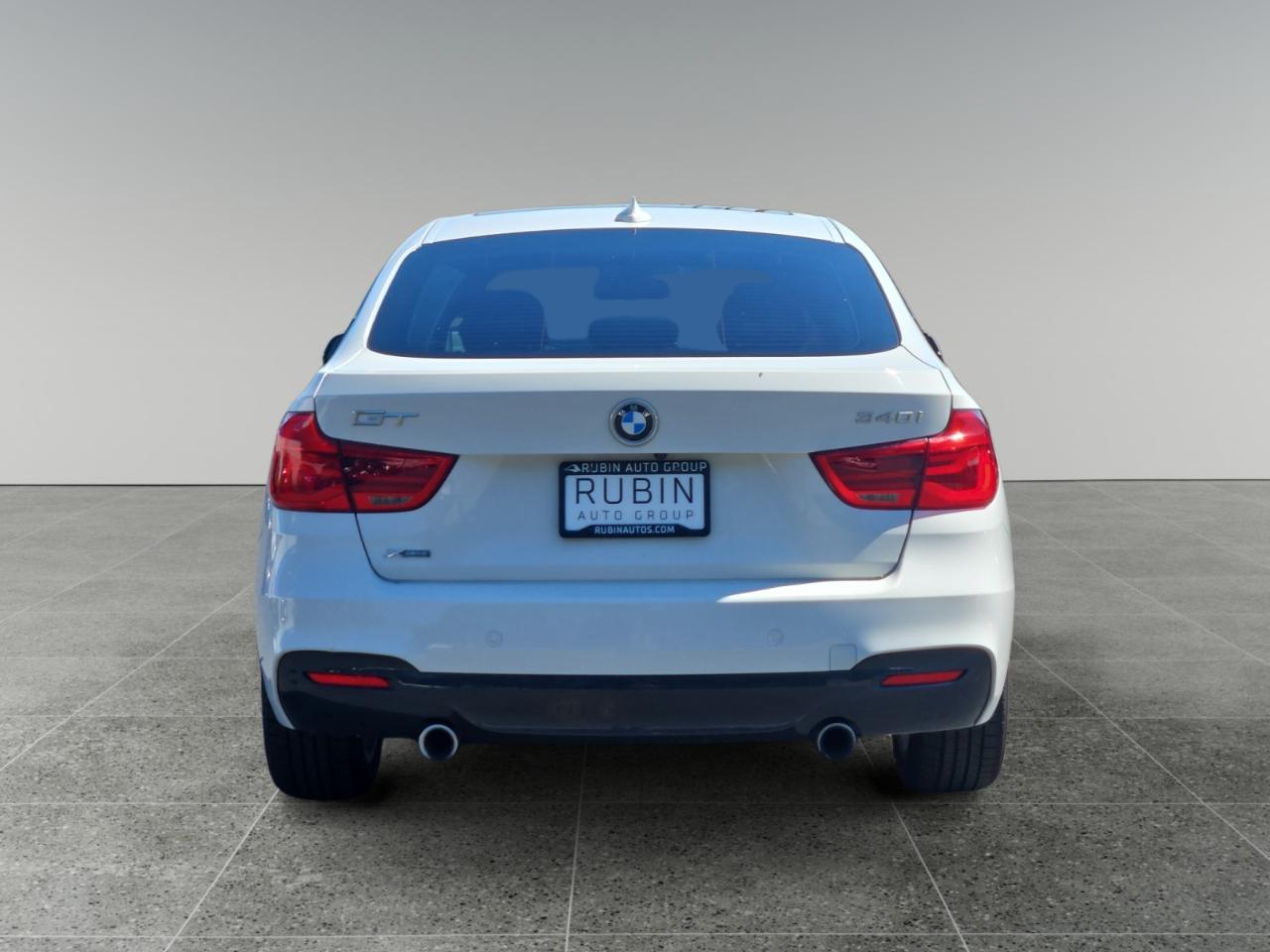 BMW 3-Series Gran Turismo 340i xDrive 2017