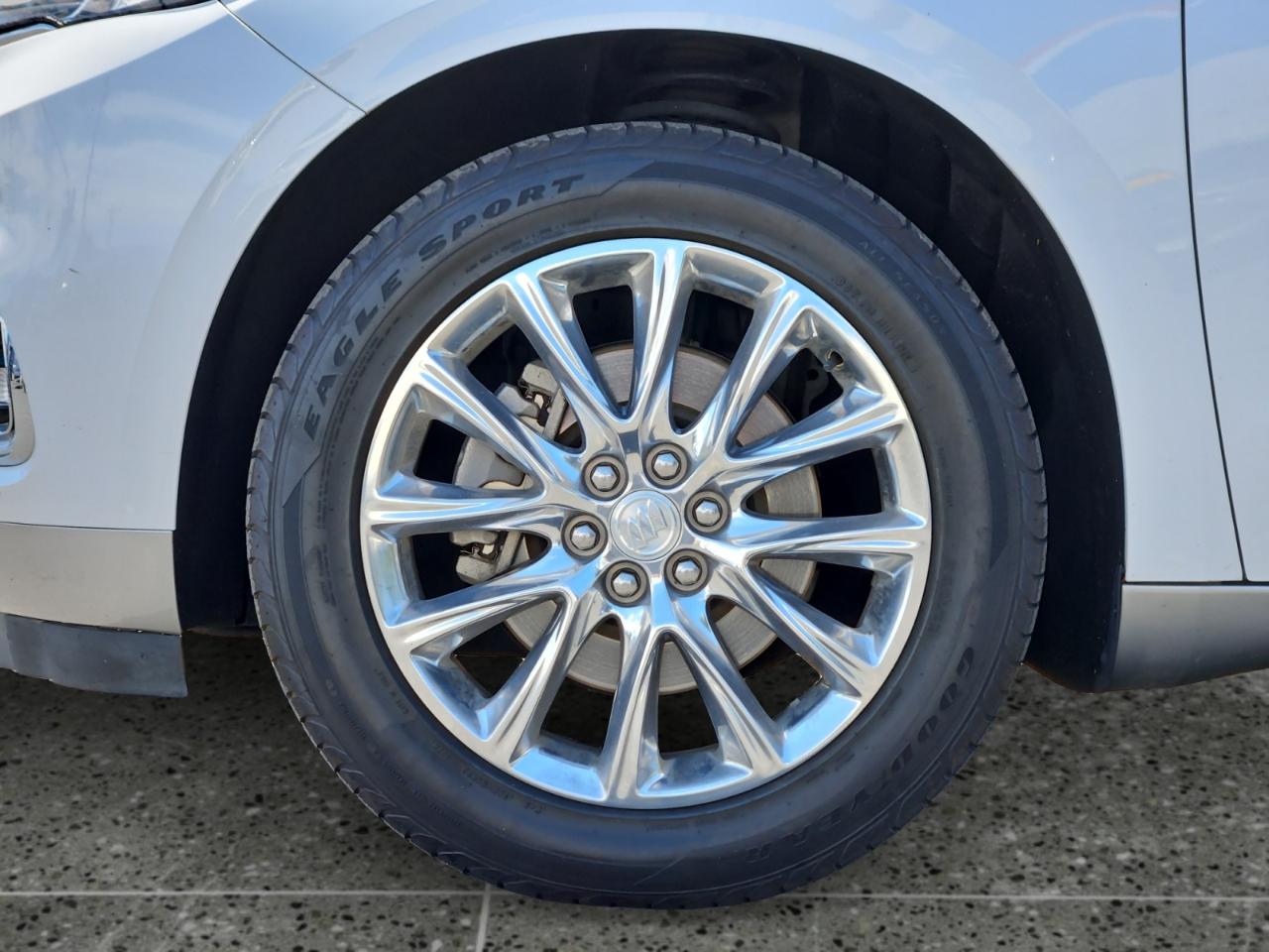 Buick Enclave  2018