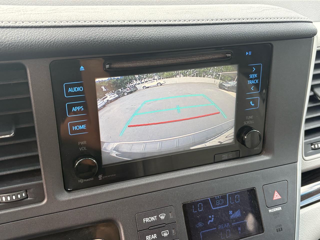 Toyota Sienna XLE FWD 8-Passenger V6 2015