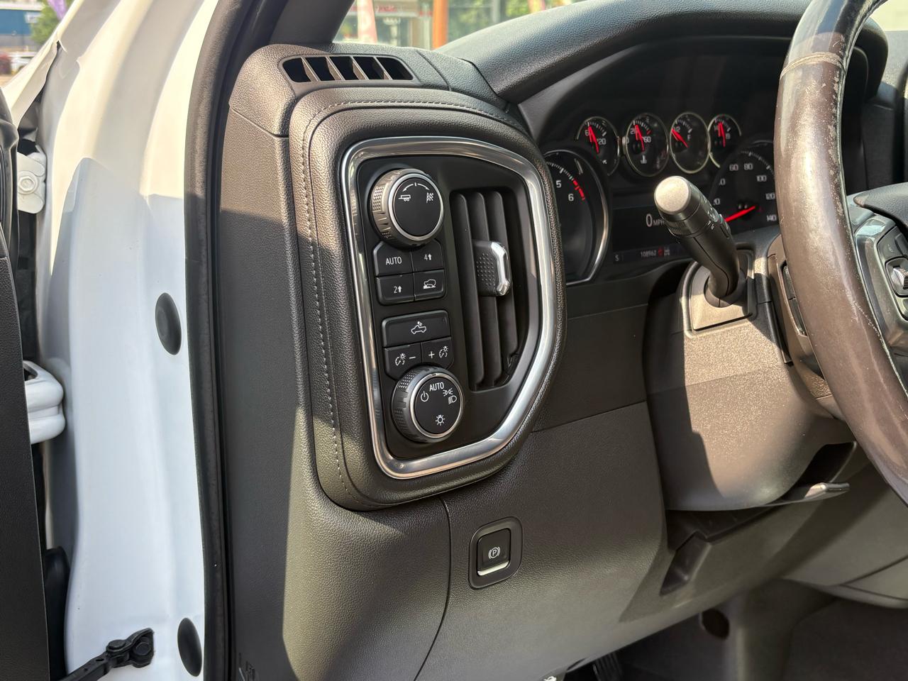 Chevrolet Silverado 1500 LT Crew Cab 4WD 2019