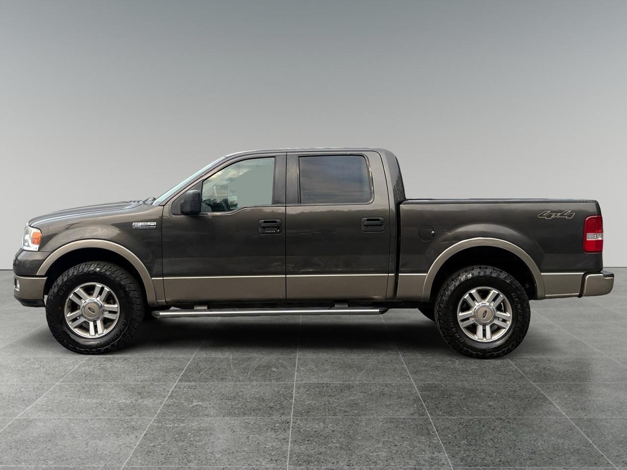 Ford F-150 Lariat 4WD SuperCrew 5.5' Box 2005