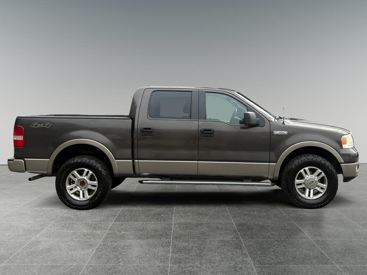 Ford F-150 Lariat 4WD SuperCrew 5.5' Box 2005