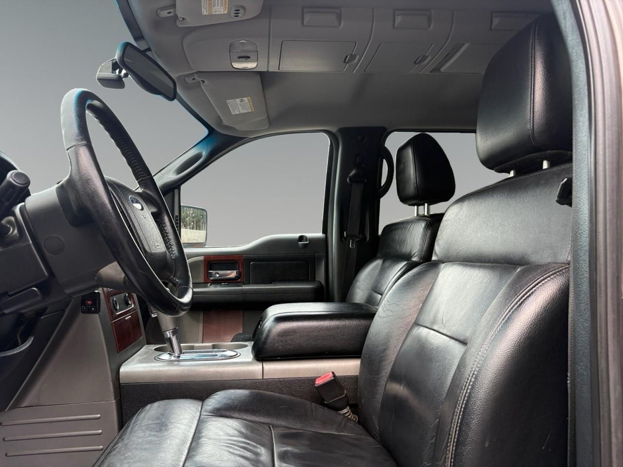 Ford F-150 Lariat 4WD SuperCrew 5.5' Box 2005