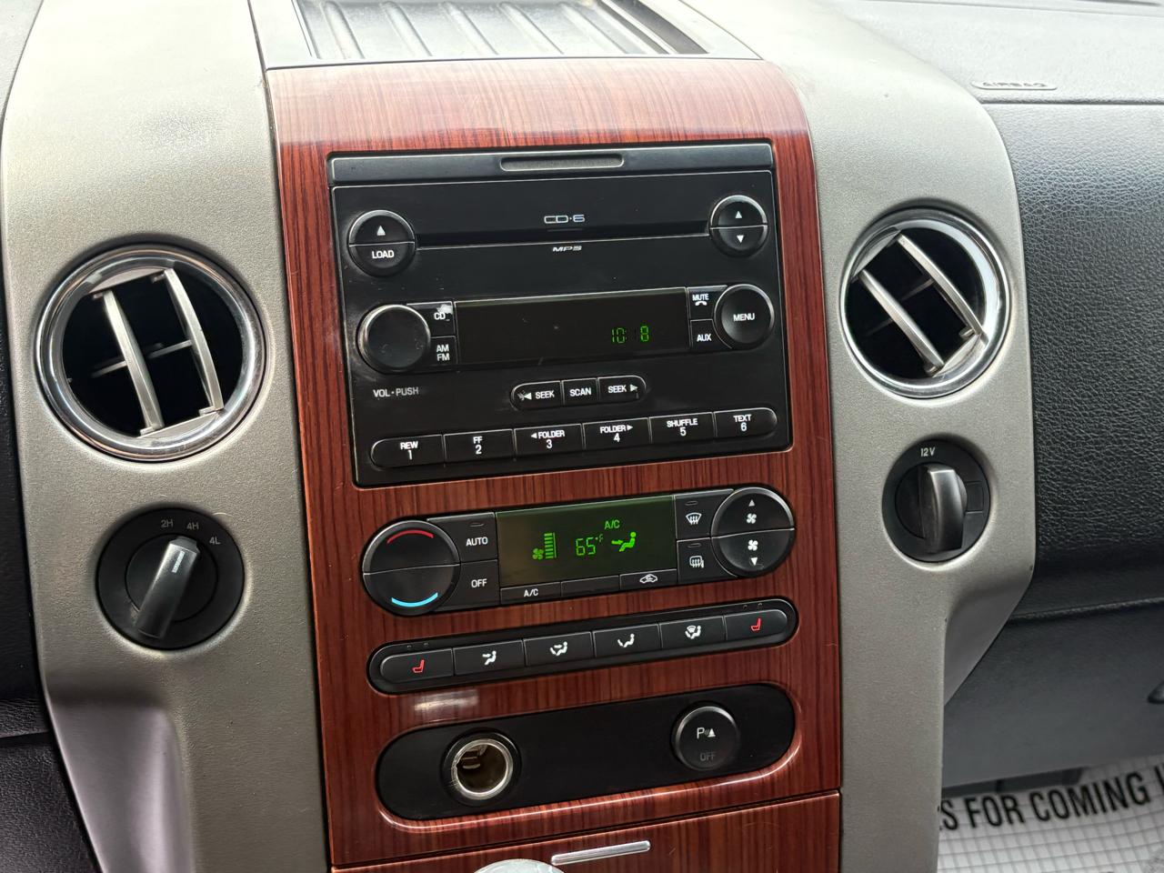 Ford F-150 Lariat 4WD SuperCrew 5.5' Box 2005