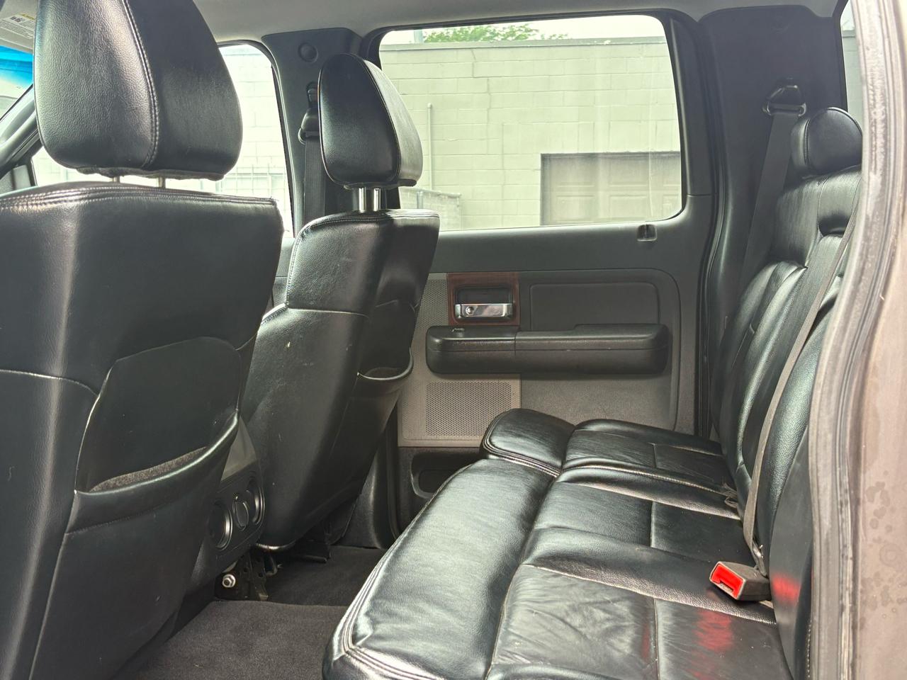 Ford F-150 Lariat 4WD SuperCrew 5.5' Box 2005