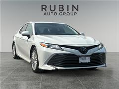 2018 Toyota Camry Hybrid 