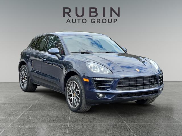 Dark Blue 2018 Porsche Macan SUV / Crossover All-Wheel Drive Automatic