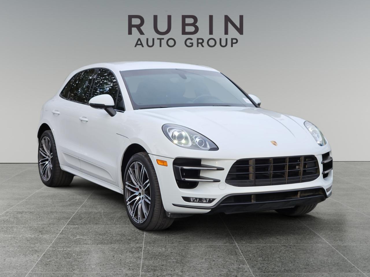 2015 Porsche Macan