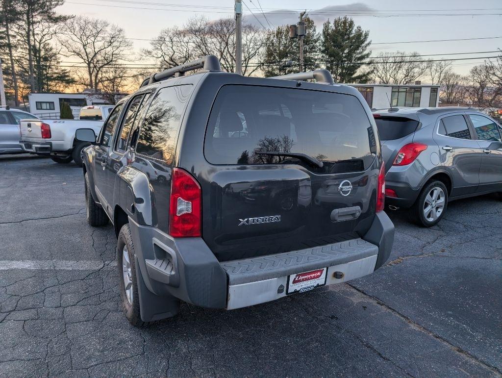 Nissan Xterra  2012
