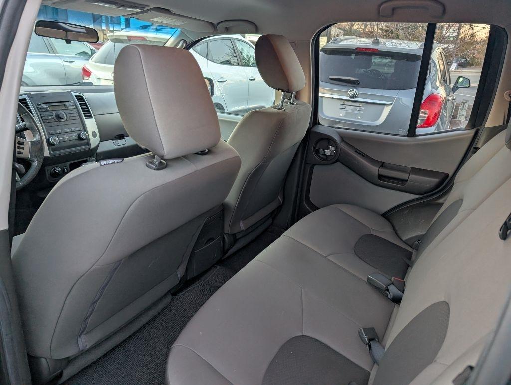 Nissan Xterra  2012
