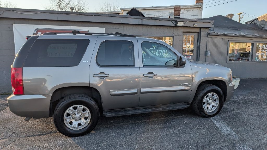 GMC Yukon 4WD 4dr 1500 SLT 2007