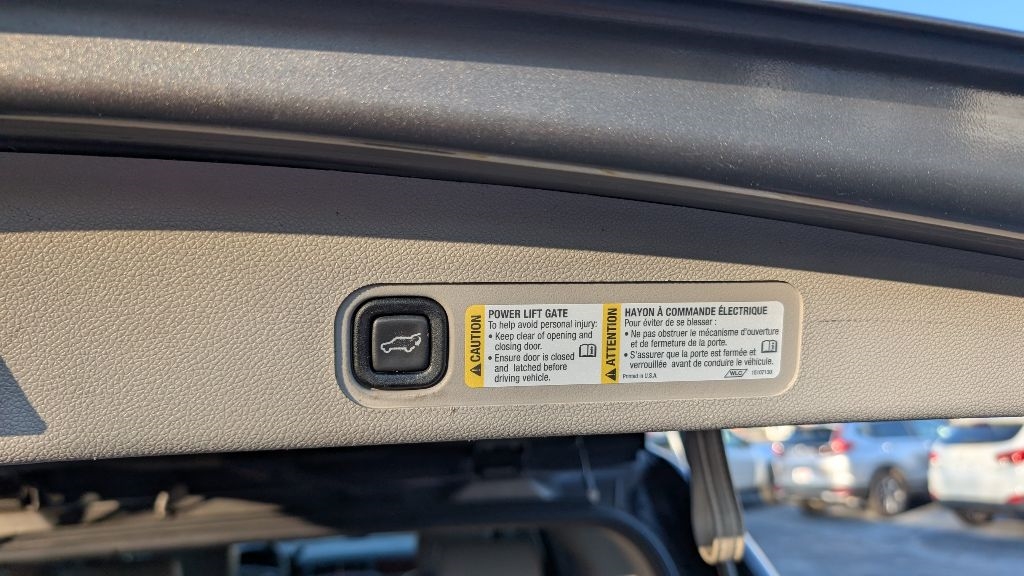 GMC Yukon 4WD 4dr 1500 SLT 2007