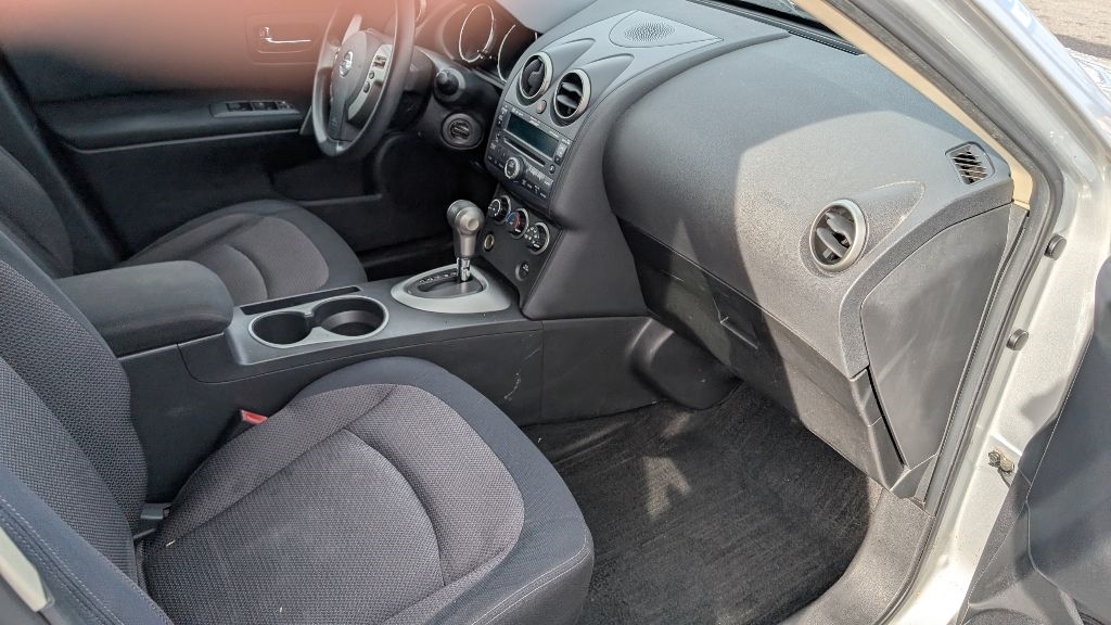 Nissan Rogue AWD 4dr SL 2010