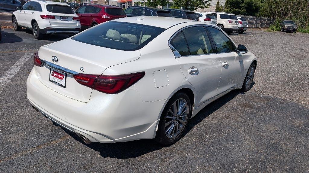 Infiniti Q50  2018