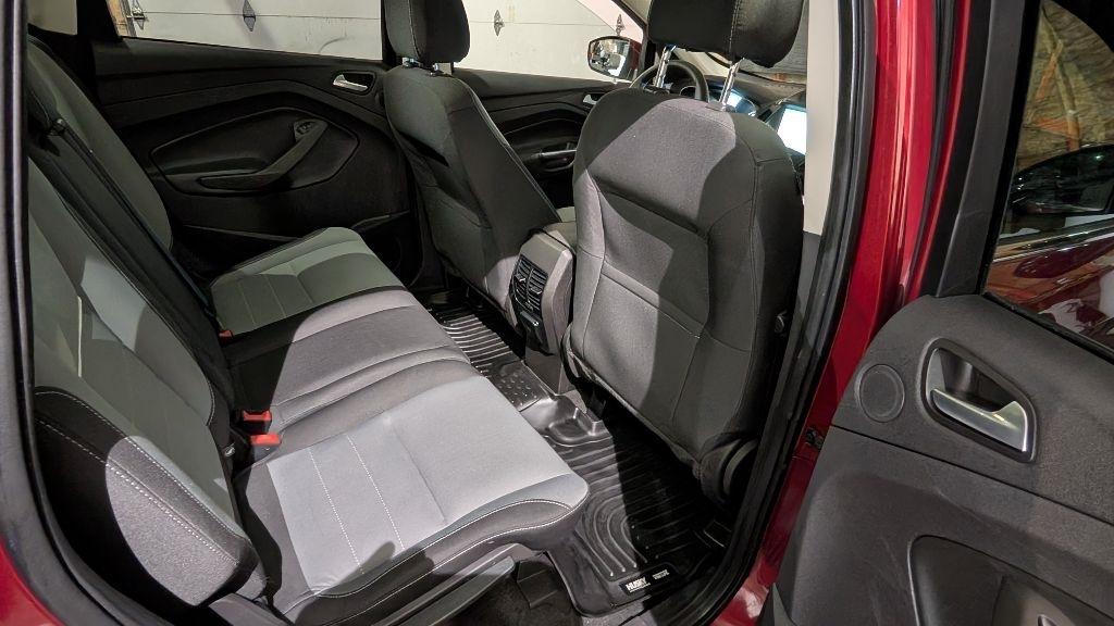 Ford Escape  2014