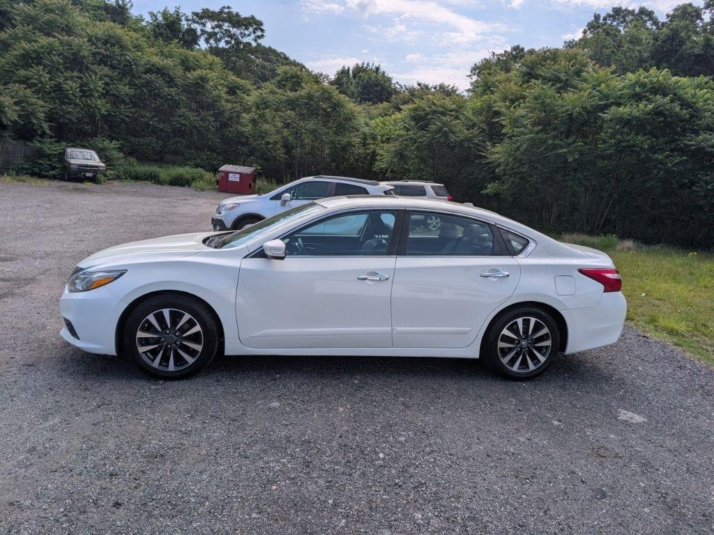 Nissan Altima  2016