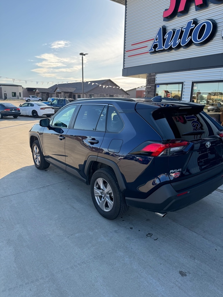 Toyota RAV4 XLE AWD 2025 Toyota RAV4 XLE AWD 2025