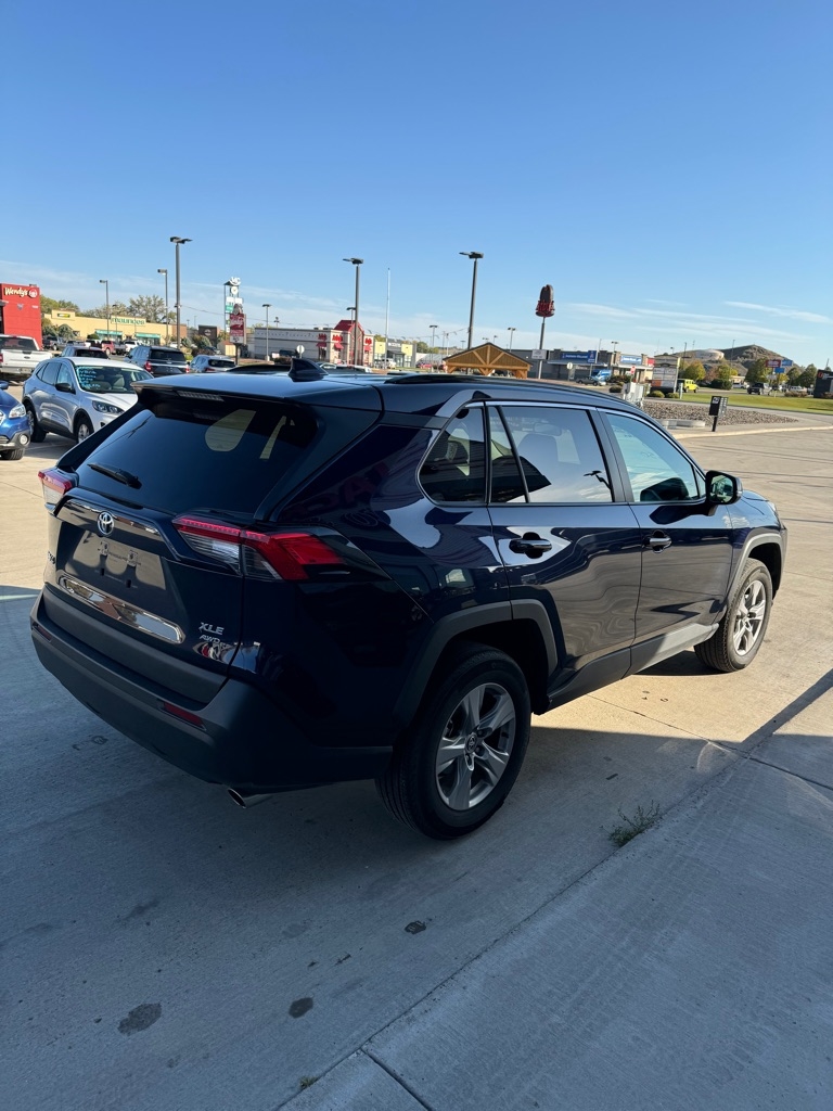Toyota RAV4 XLE AWD 2025 Toyota RAV4 XLE AWD 2025