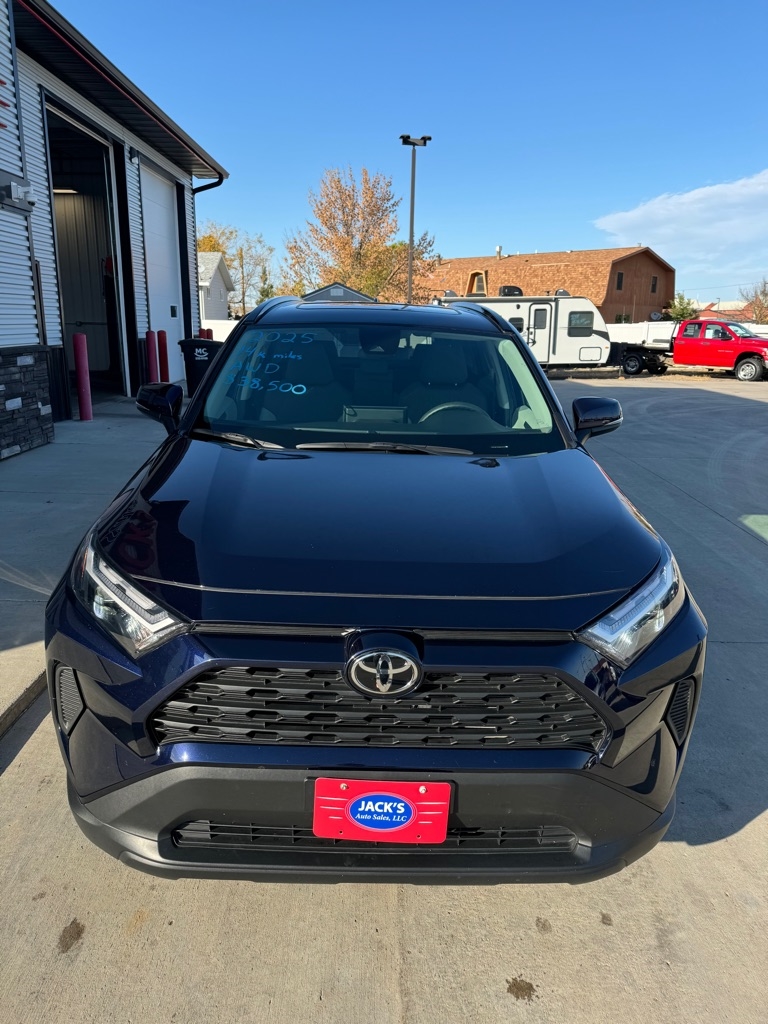 Toyota RAV4 XLE AWD 2025 Toyota RAV4 XLE AWD 2025