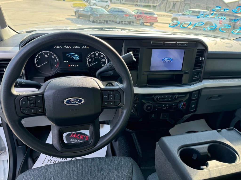 Ford F-350 SD XLT Crew Cab Long Bed 4WD 2024 Ford F-350 SD XLT Crew Cab Long Bed 4WD 2024