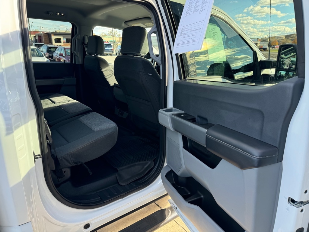 Ford F-350 SD XLT Crew Cab Long Bed 4WD 2024 Ford F-350 SD XLT Crew Cab Long Bed 4WD 2024