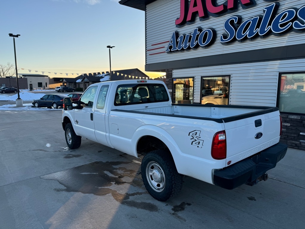 Ford F-350 SD XL SuperCab 4WD 2015