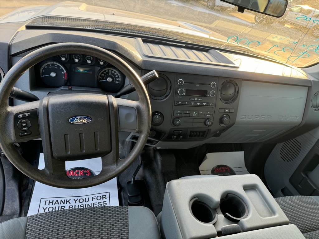 Ford F-250 SD XL Crew Cab 4WD 2015