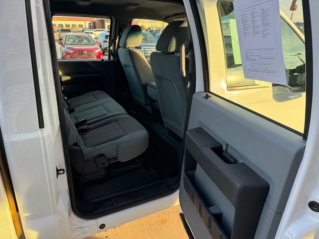 Ford F-250 SD XL Crew Cab 4WD 2015