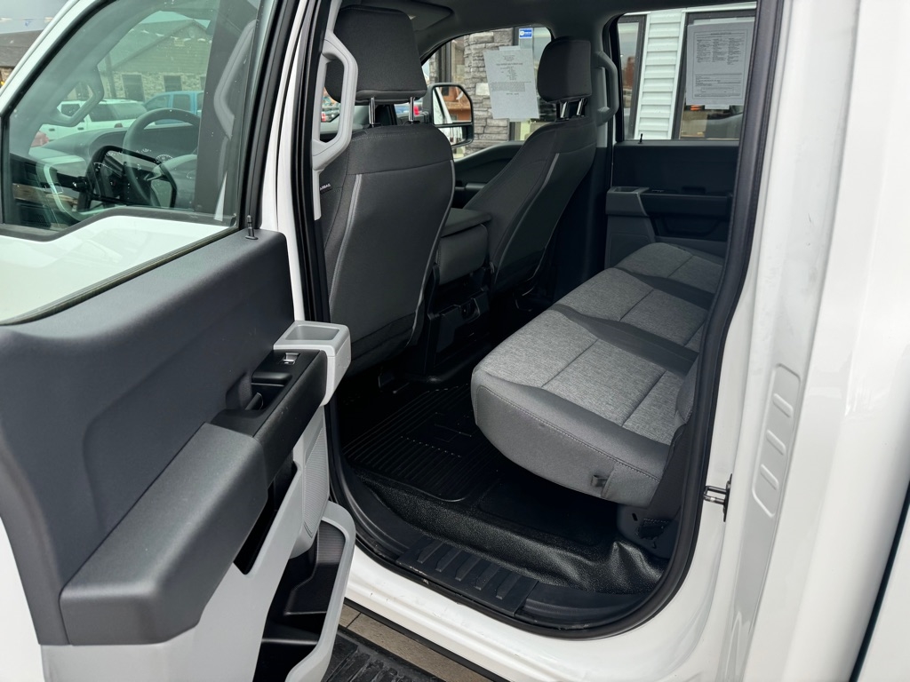 Ford F-350 SD XL Crew Cab Long Bed 4WD 2024