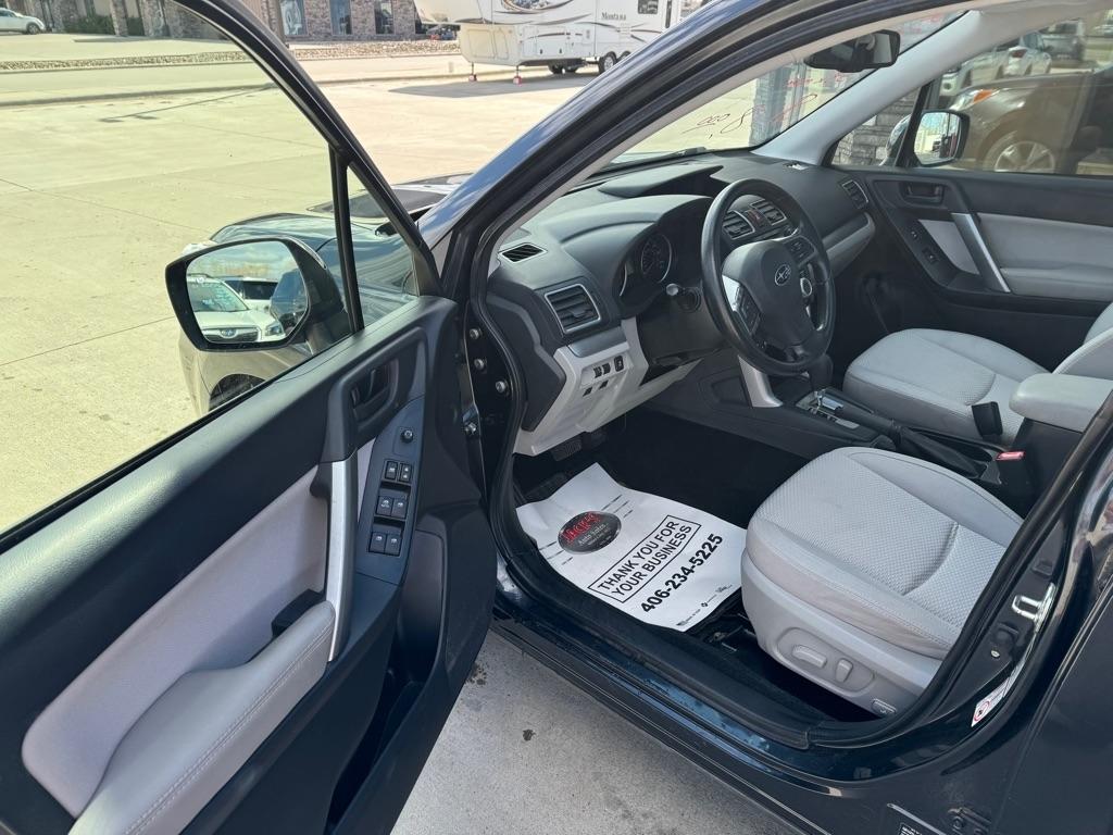 Subaru Forester 2.5i Premium PZEV CVT 2016