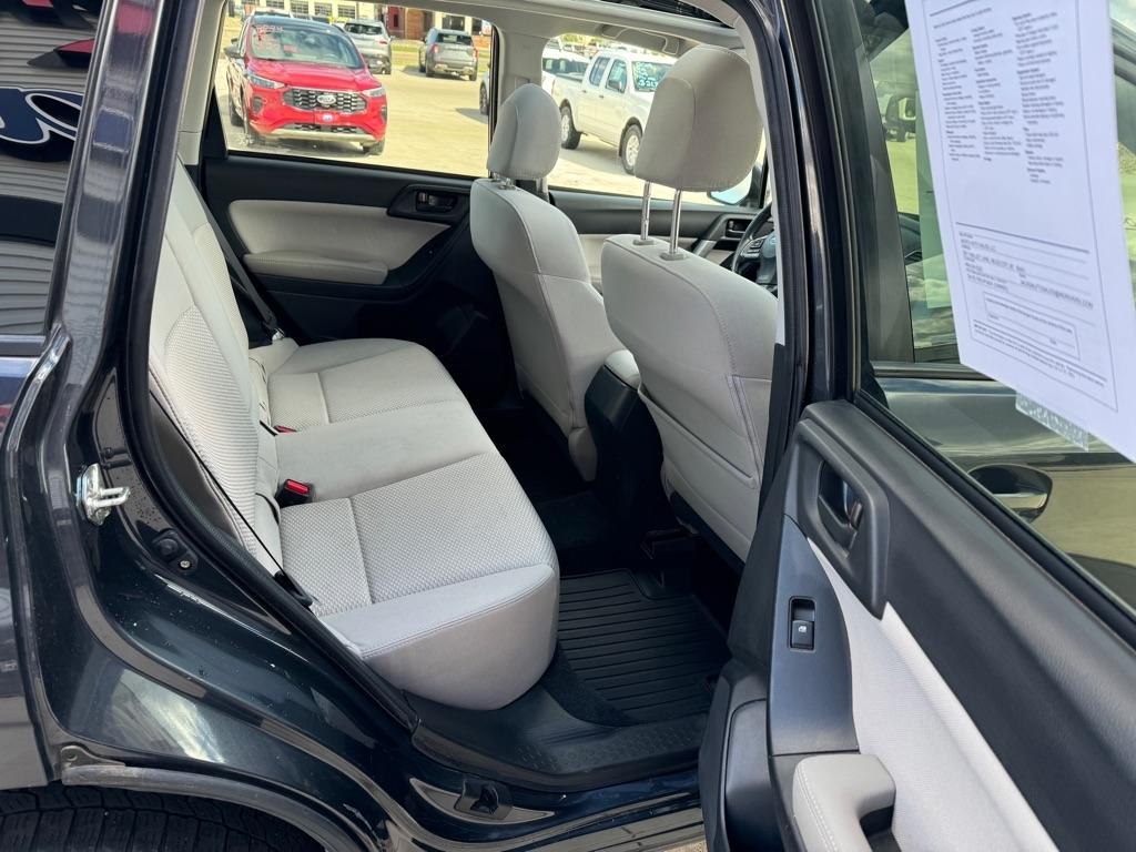 Subaru Forester 2.5i Premium PZEV CVT 2016