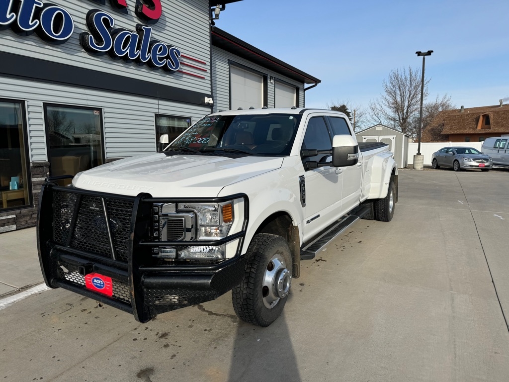 Ford F-350 SD Lariat Crew Cab Long Bed DRW 4WD 2022