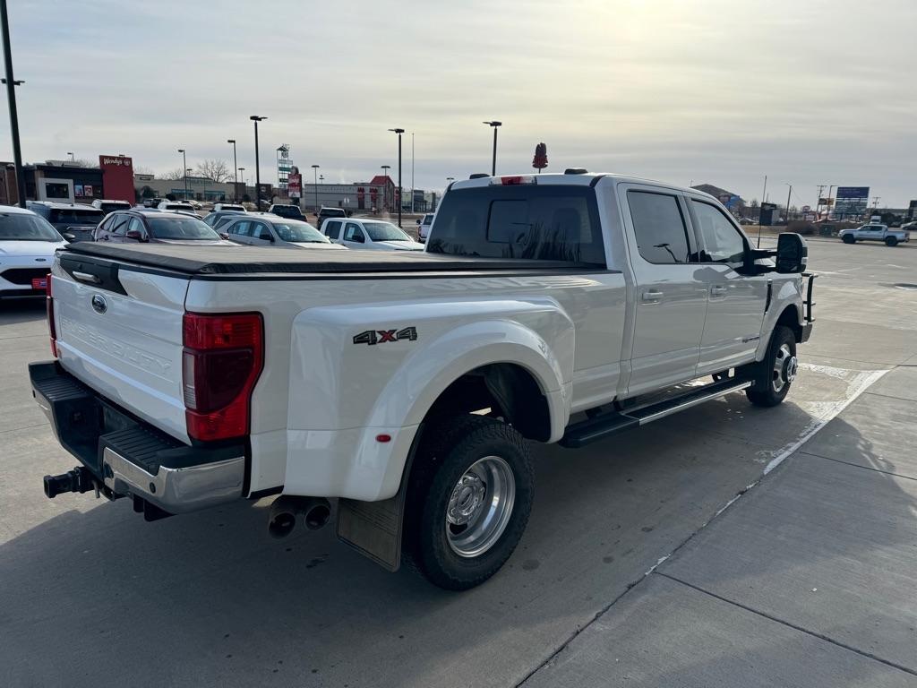 Ford F-350 SD Lariat Crew Cab Long Bed DRW 4WD 2022