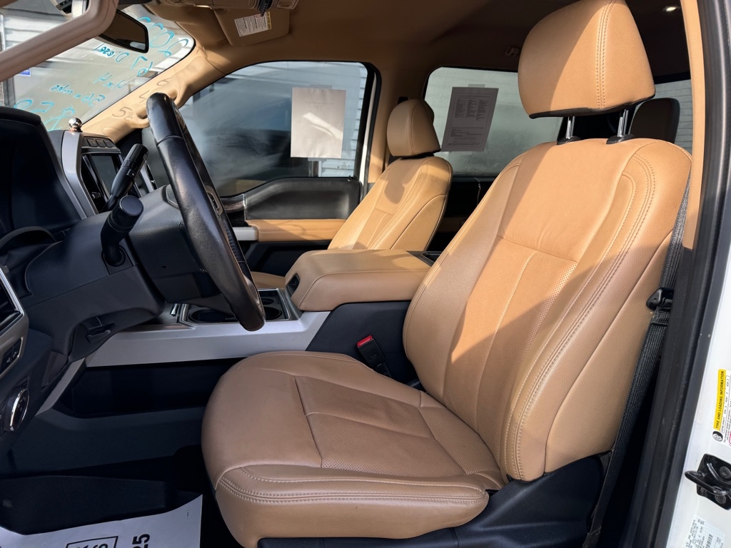 Ford F-350 SD Lariat Crew Cab Long Bed DRW 4WD 2022