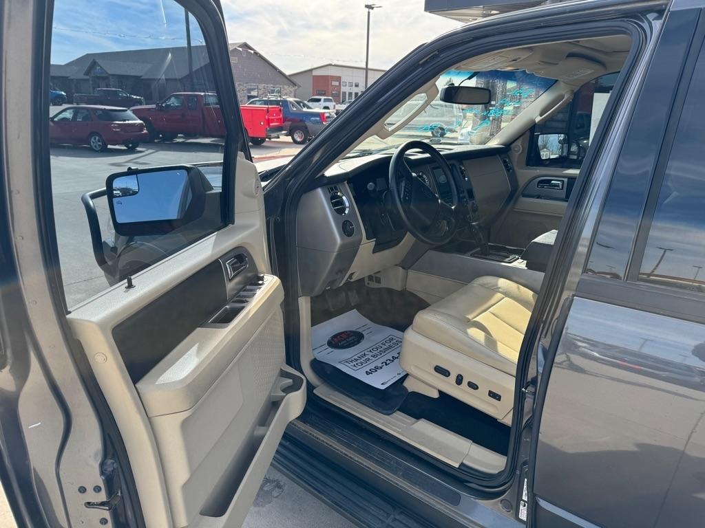 Ford Expedition EL XLT 4WD 2016